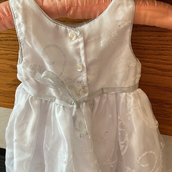 Sweet Heart Rose‎ White Baby Formal Dress Silver Chiffon Beaded - Picture 7 of 9